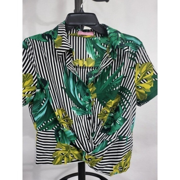 JJ &Fairyland Striped Tropical Print Crop Top Short Sleeve Button Down  Size S - Picture 7 of 8